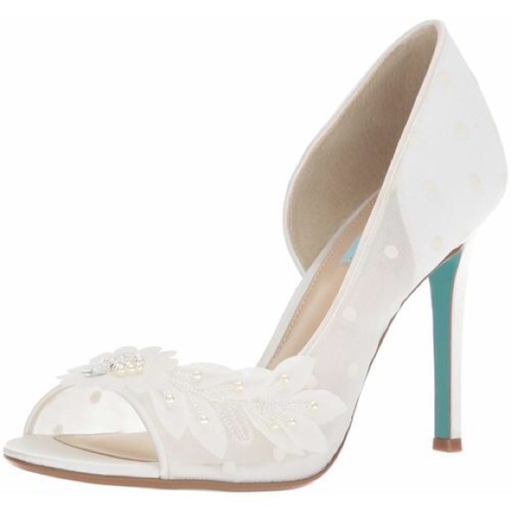 Betsey Johnson White and Teal Heels